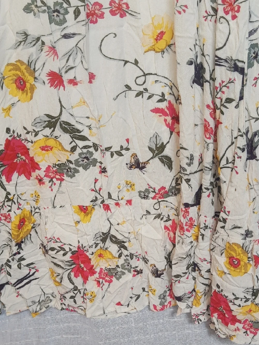 Old Navy Cream Maxi Dress with Yellow and Red Floral Print - Picture 4 of 5